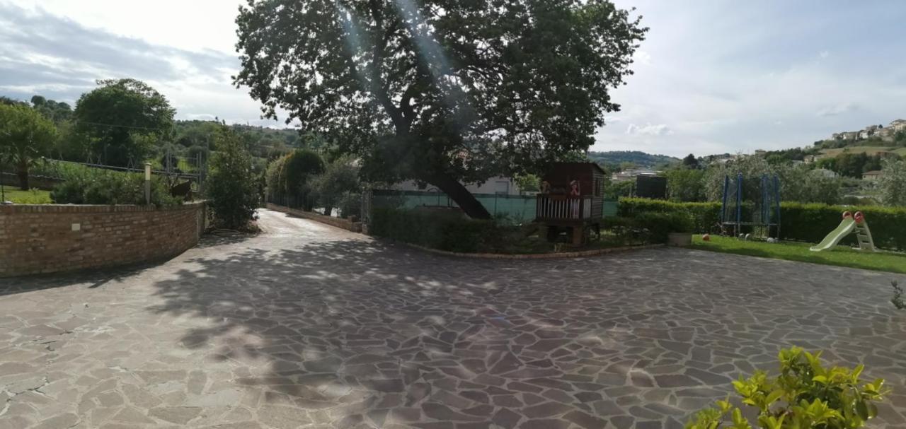 Bed And Breakfast Aratro & Rosmarino Civitanova Marche Exterior foto