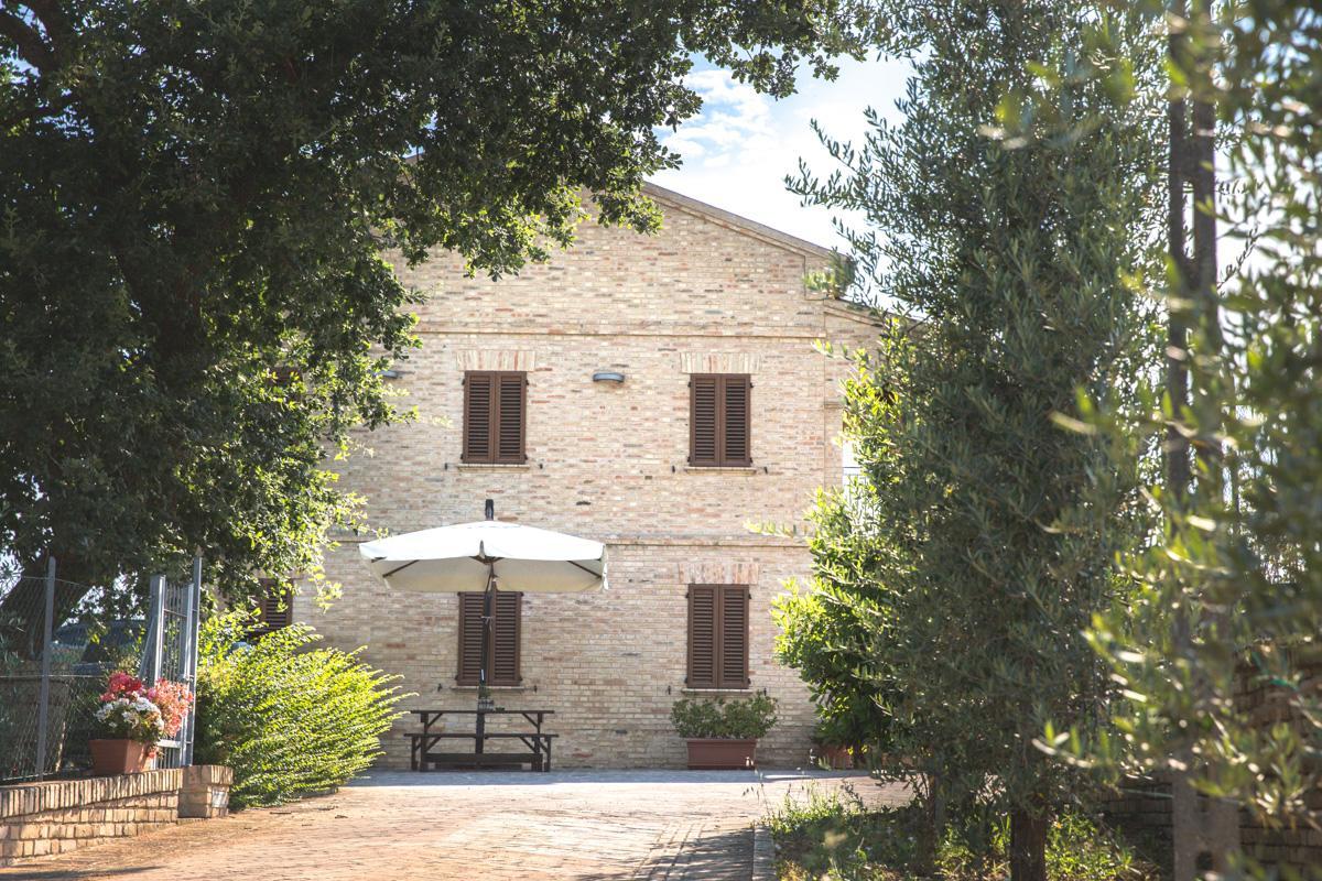 Bed And Breakfast Aratro & Rosmarino Civitanova Marche Exterior foto