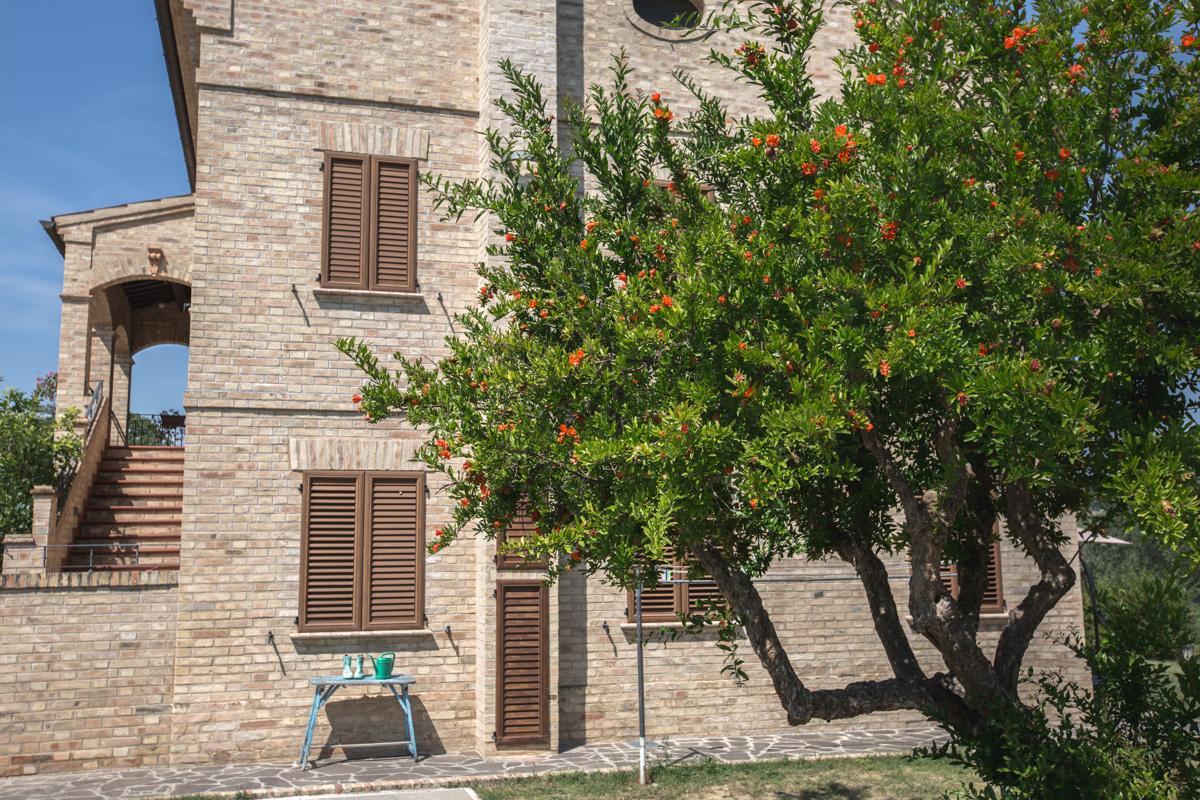 Bed And Breakfast Aratro & Rosmarino Civitanova Marche Exterior foto